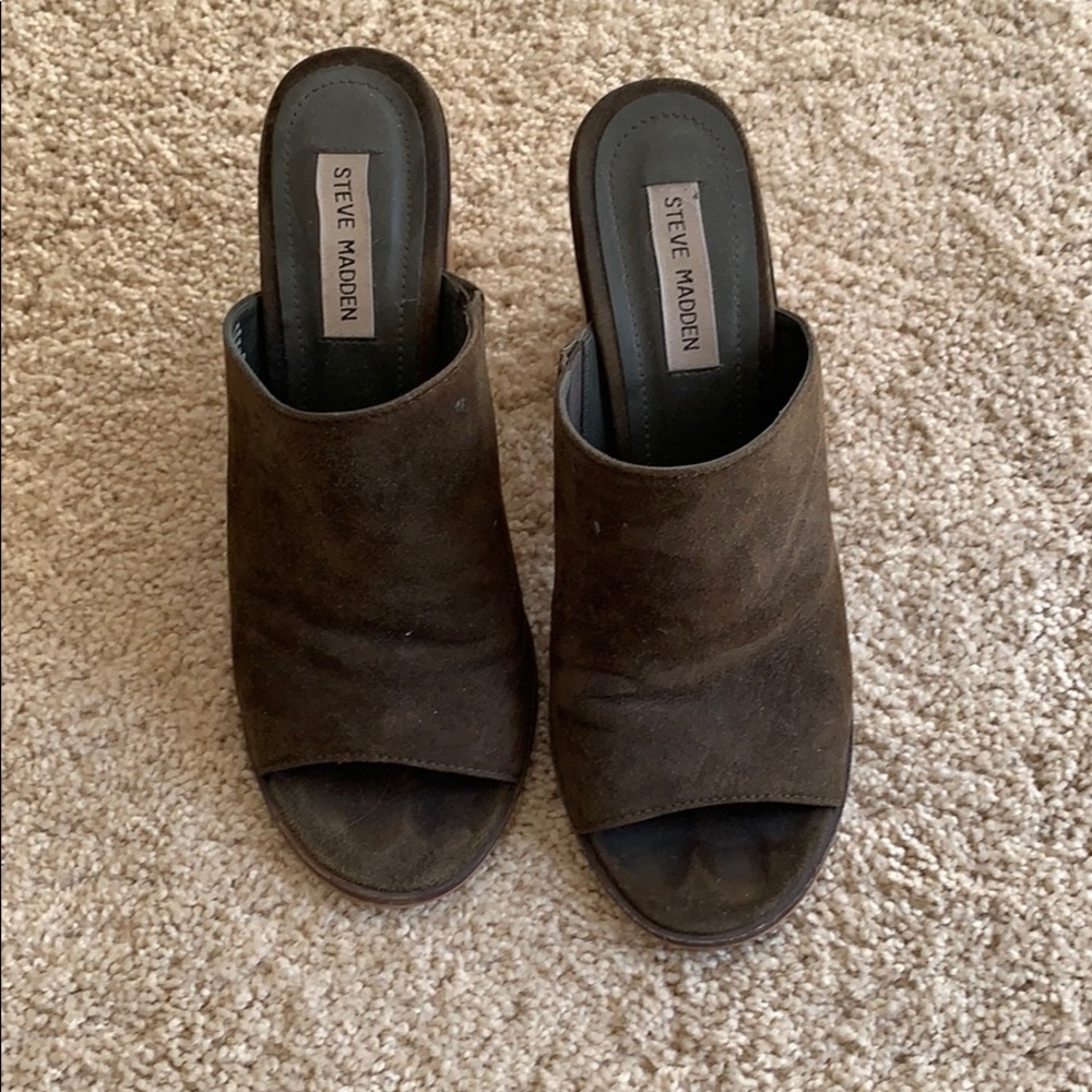 Steve Madden olive green leather mule Sz 9.5